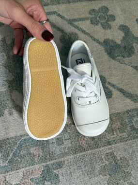 Toddler girl keds size 7 NEW